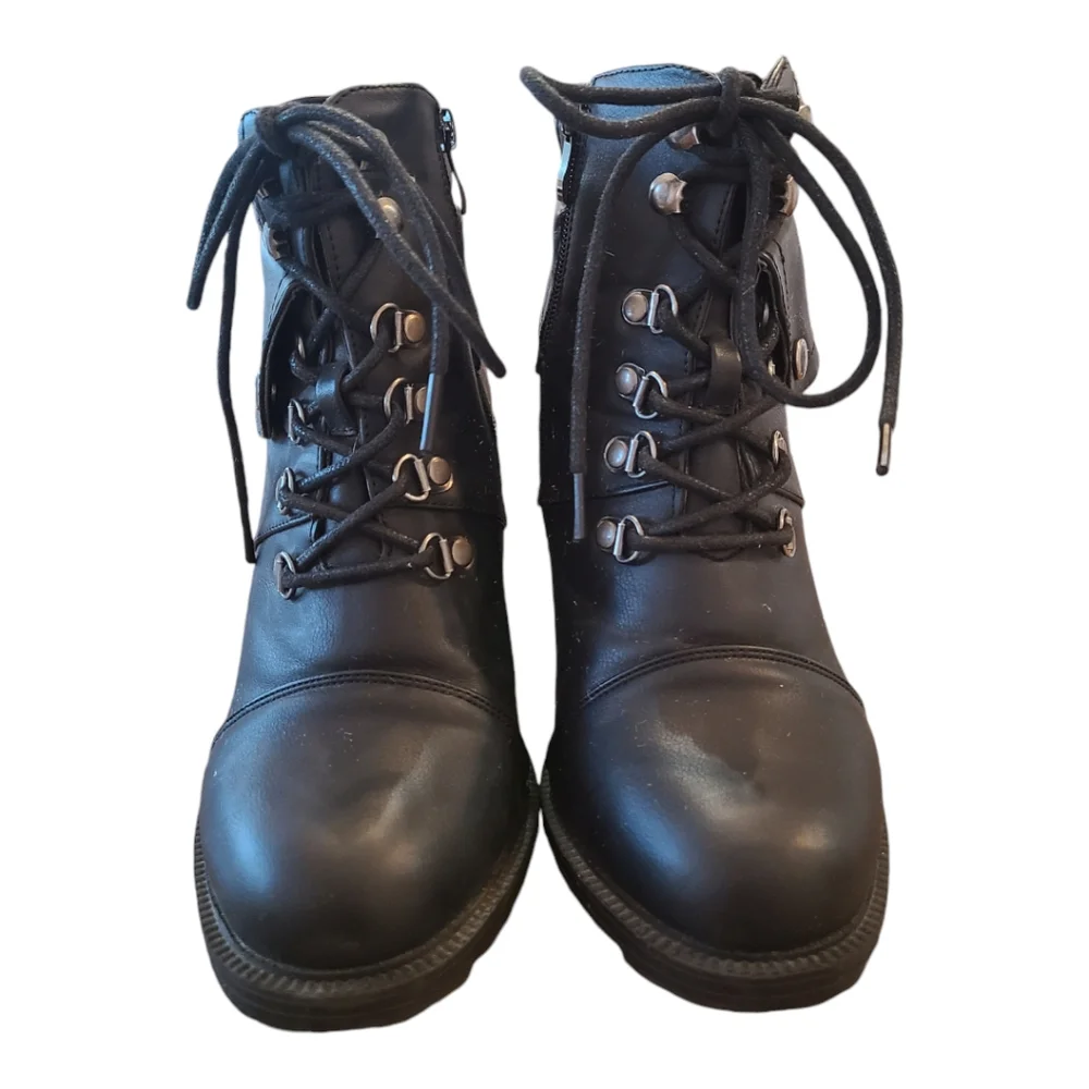 Torrid Heeled Ankle Boots with Sweater Trim Size 8WW (extra wide) - Picture 4 of 8